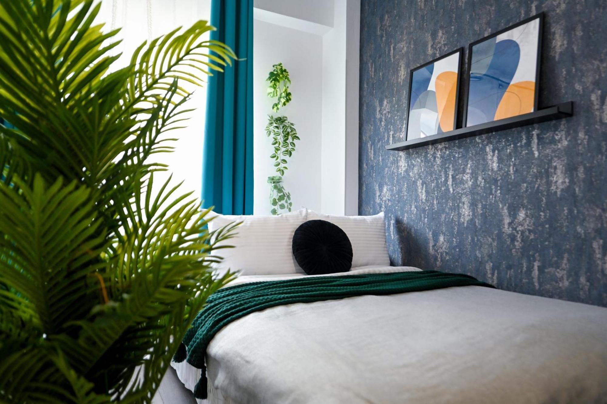 Old Town Charm - Modern & Comfortable Accommodation In The Heart Of The City Bukarest Eksteriør billede
