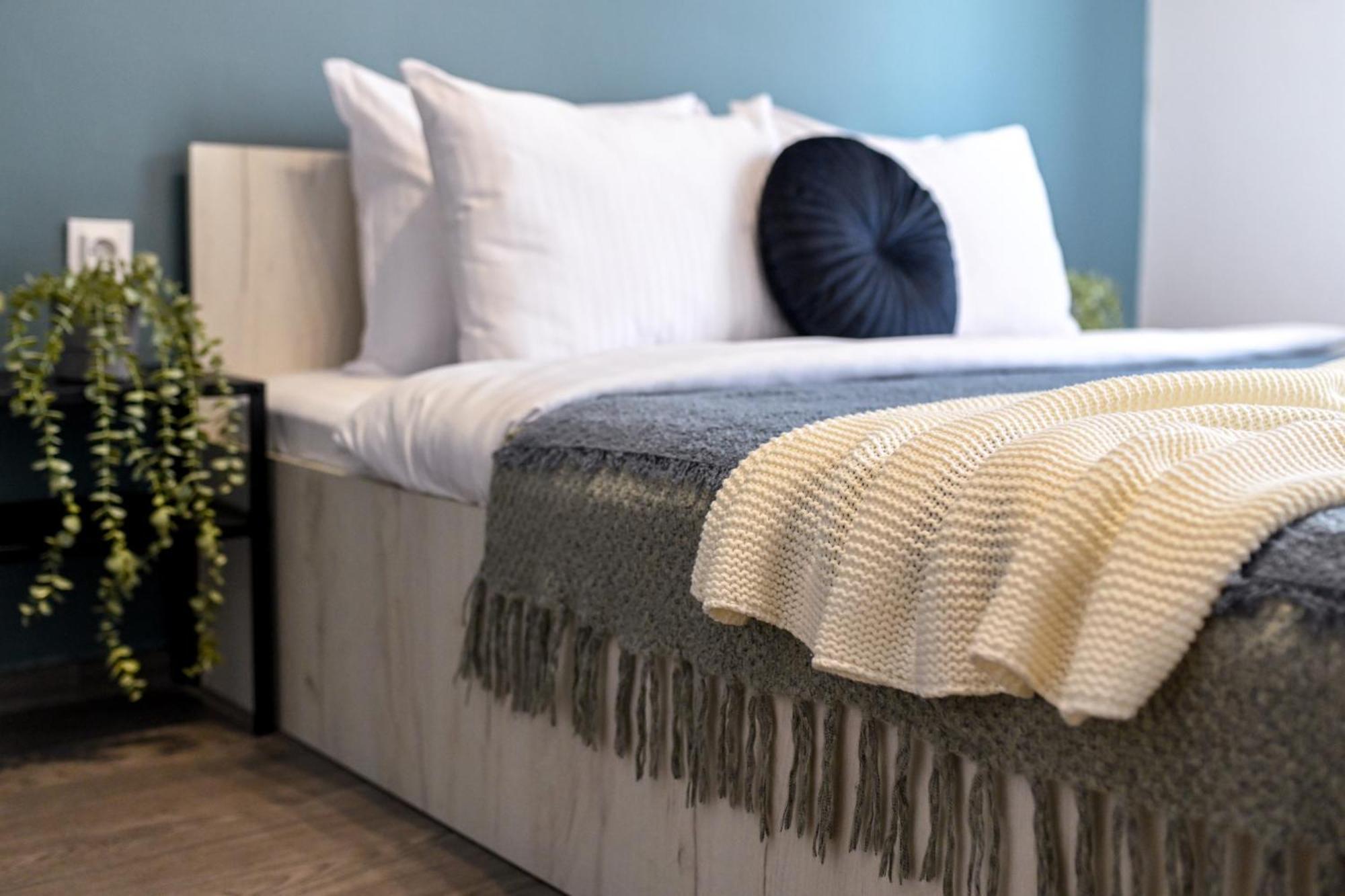 Old Town Charm - Modern & Comfortable Accommodation In The Heart Of The City Bukarest Eksteriør billede