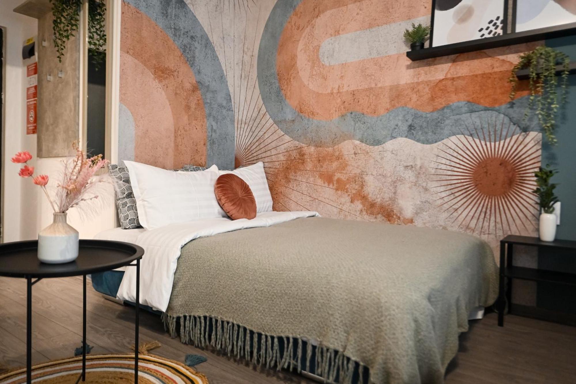 Old Town Charm - Modern & Comfortable Accommodation In The Heart Of The City Bukarest Eksteriør billede